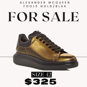 Alexander McQueen sneakers size 42(us size 9) metallic fools, gold black color